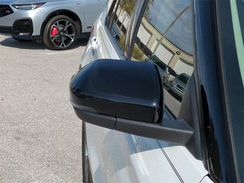 Used 2021 Ford Explorer Limited w/ Equipment Group 301A image 12