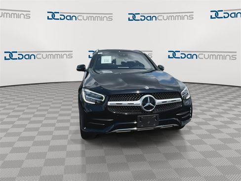 Used 2022 Mercedes-Benz GLC 300 4MATIC w/ AMG Line image 3