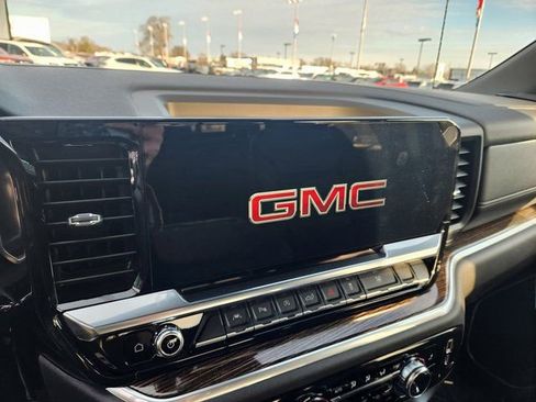 New 2026 GMC Sierra 1500 Elevation w/ Elevation Premium Package AWD/4WD image 16