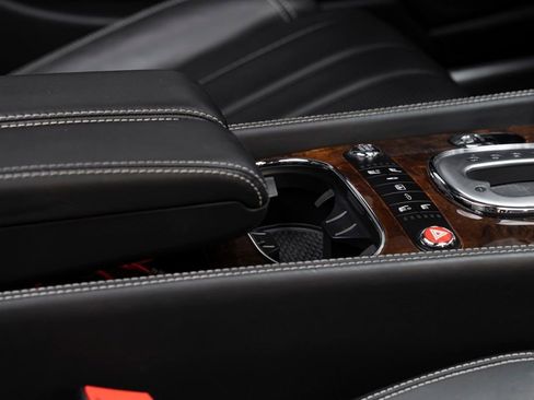 Used 2014 Bentley Flying Spur W12 image 43