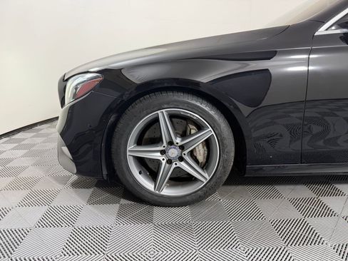 Used 2017 Mercedes-Benz E 300 4MATIC image 13