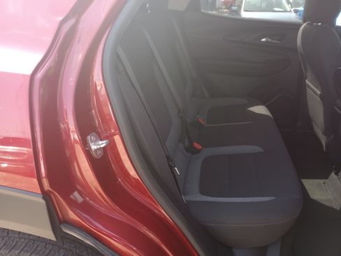 Used 2021 Chevrolet TrailBlazer LT w/ Convenience Package FWD image 13