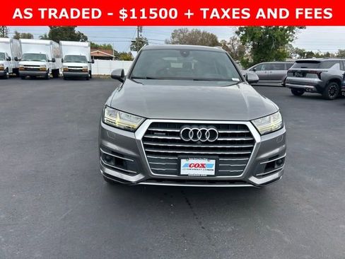 Used 2017 Audi Q7 3.0T Prestige image 2
