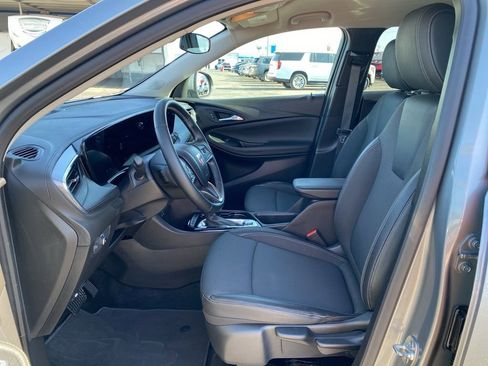 Used 2025 Buick Encore GX Preferred FWD image 22