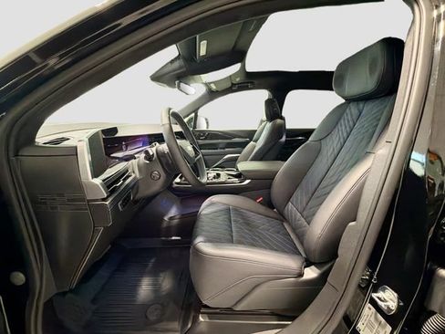 New 2026 Cadillac Escalade IQ Sport 1 w/ LPO, ONYX Package AWD/4WD image 19
