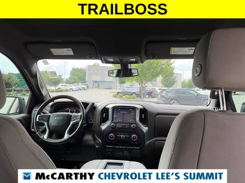 Used 2022 Chevrolet Silverado 1500 LT Trail Boss w/ Convenience Package II AWD/4WD image 33