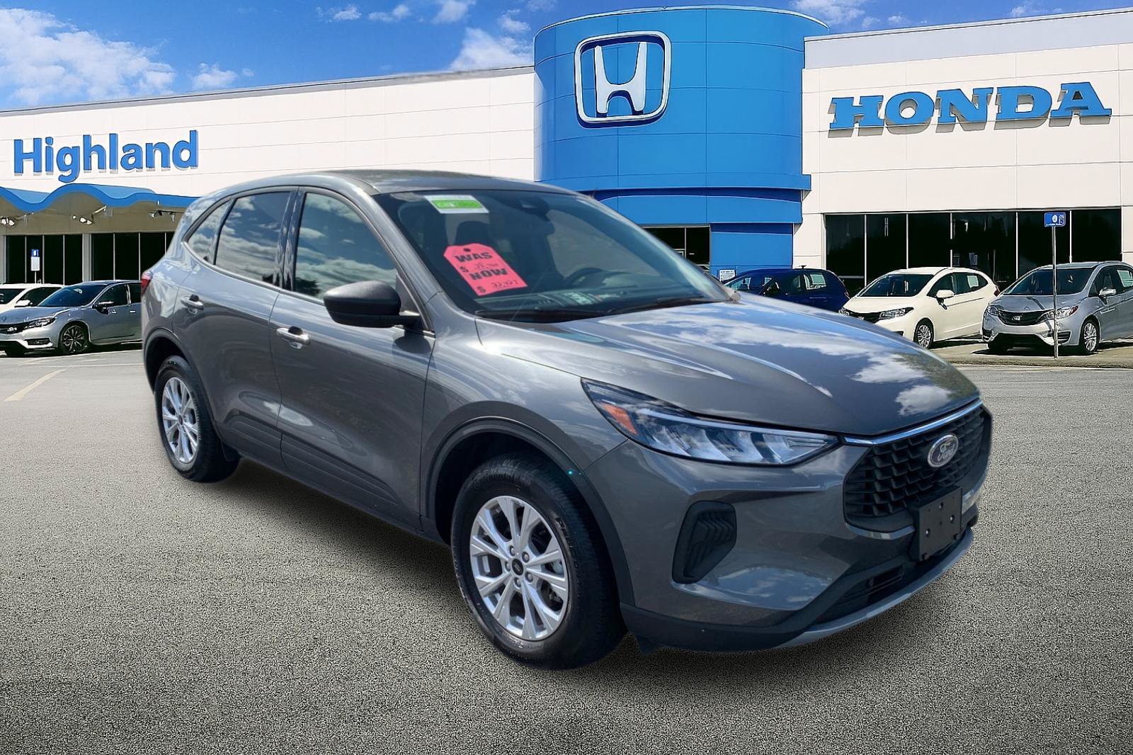 Used 2025 Ford Escape Active AWD/4WD image 7