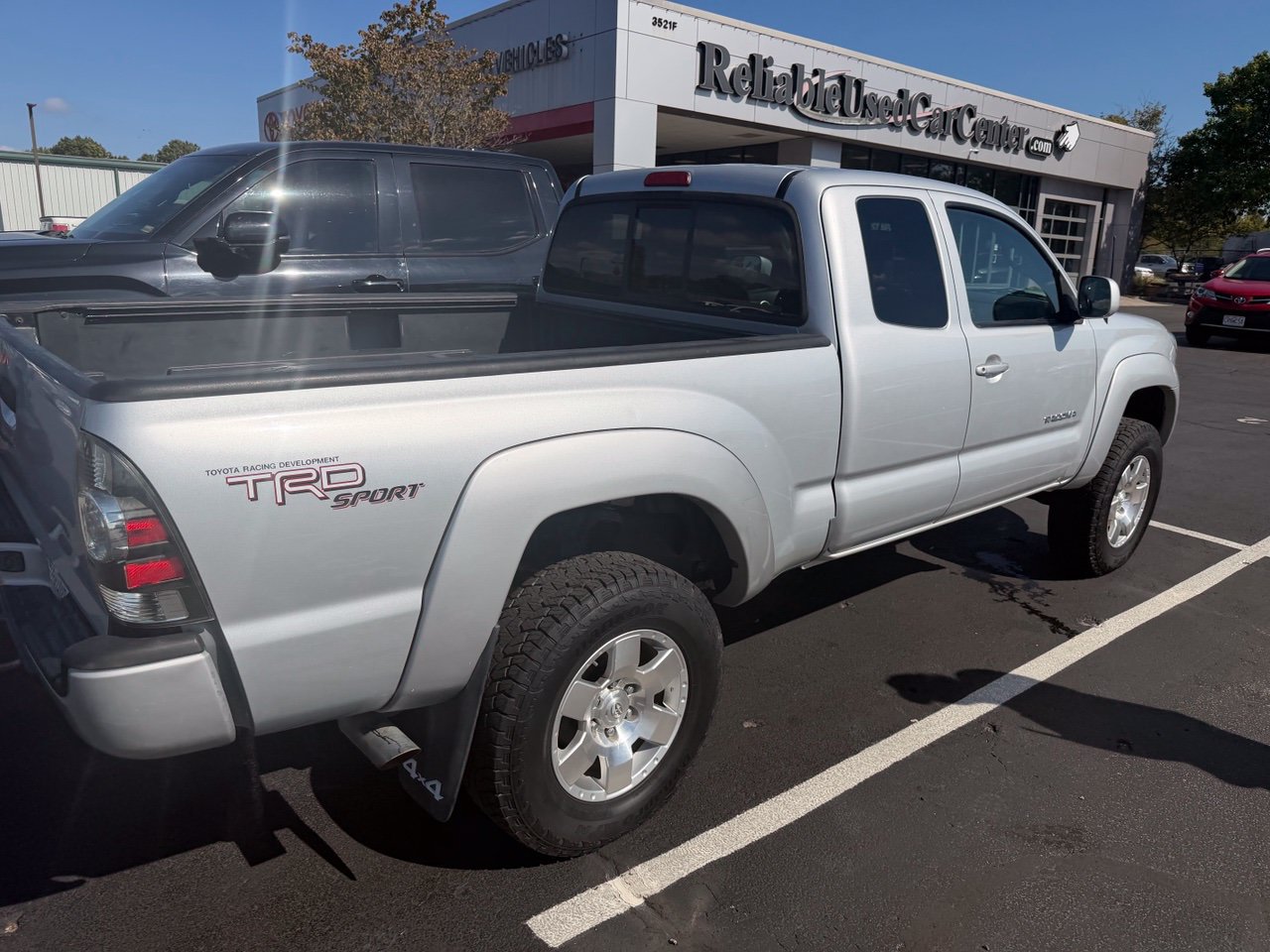 Used 2006 Toyota Tacoma 4x4 Access Cab V6 image 2