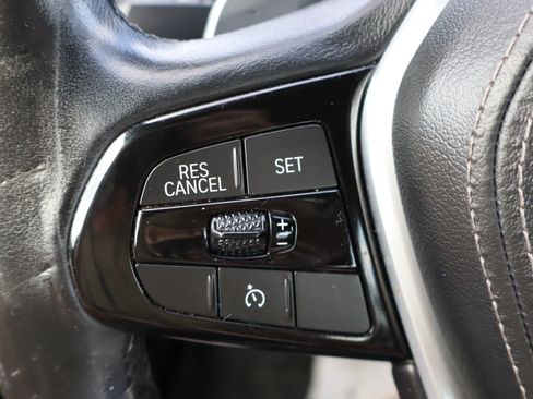 Used 2020 BMW 530i w/ Convenience Package RWD image 20