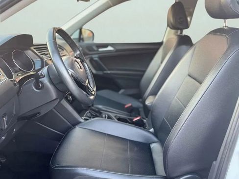Used 2020 Volkswagen Tiguan SEL image 22