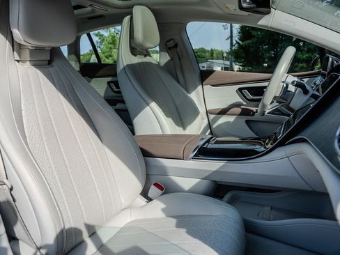 Used 2023 Mercedes-Benz EQS 450+ Sedan w/ AMG Line Exterior Package image 32