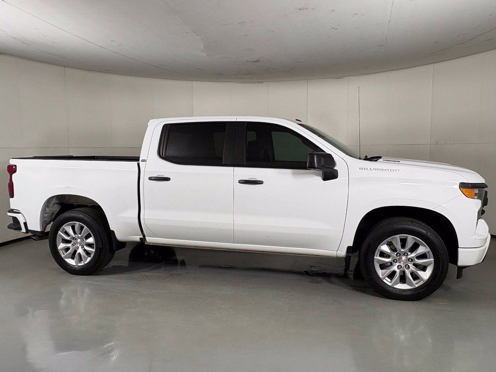 Certified 2024 Chevrolet Silverado 1500 Custom RWD image 11