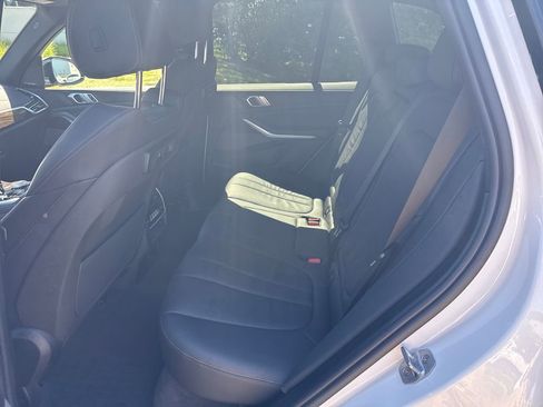 Used 2020 BMW X5 xDrive40i AWD/4WD image 10