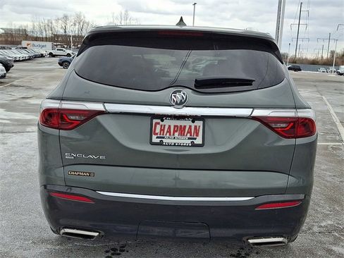 Used 2022 Buick Enclave Essence w/ Experience Buick Package image 5