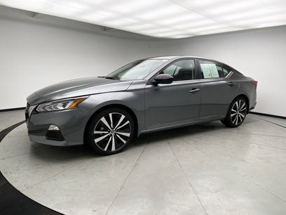 Used 2022 Nissan Altima 2.5 SR