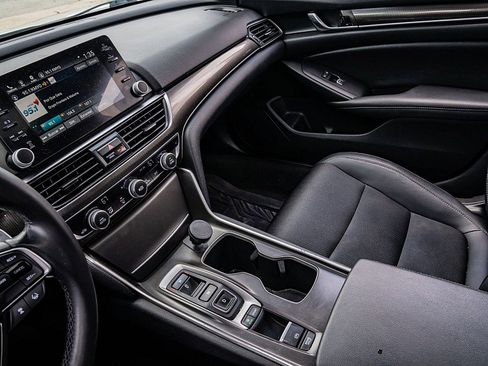 Used 2019 Honda Accord Sport image 25
