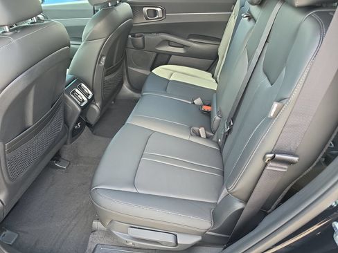 New 2026 Kia Sorento EX FWD image 17