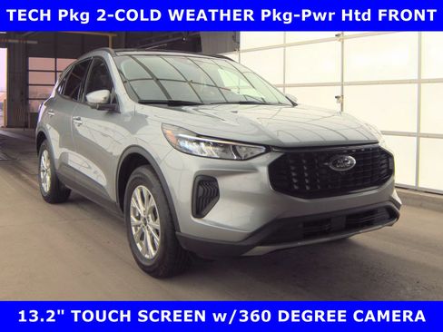 Used 2024 Ford Escape Active w/ Tech Pack #2 image 2