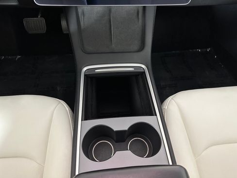 Used 2021 Tesla Model 3 Standard Range Plus RWD image 18