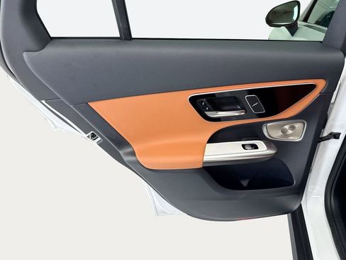 Certified 2026 Mercedes-Benz GLC 300 4MATIC image 25