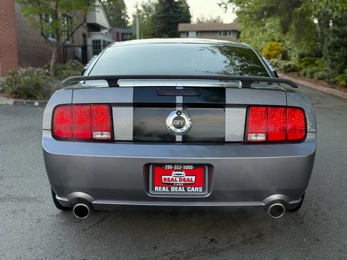 Used 2006 Ford Mustang GT Premium image 7