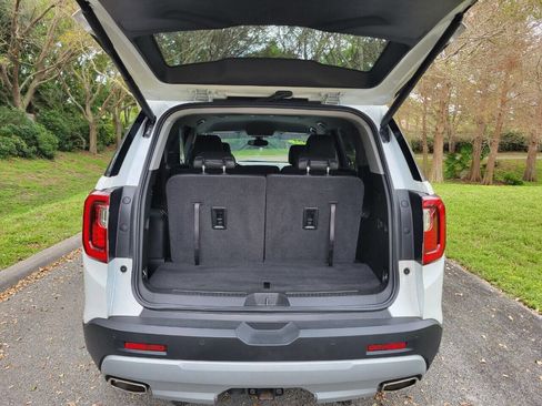 Used 2021 GMC Acadia SLT w/ Trailering Package image 15