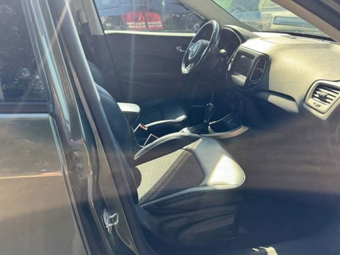 Used 2020 Jeep Compass Latitude w/ Popular Equipment Group FWD image 25