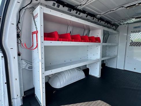 New 2025 GMC Savana 2500 w/ Enhanced Convenience Package image 10