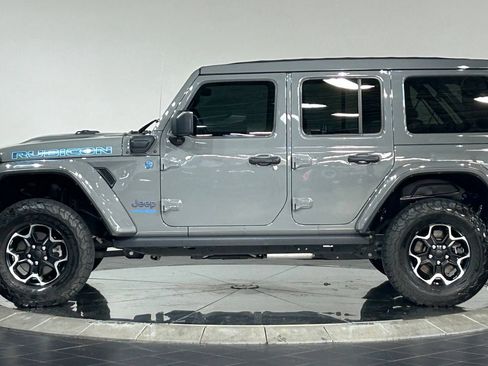Used 2021 Jeep Wrangler Unlimited Rubicon 4xe w/ Steel Bumper Group AWD/4WD image 6