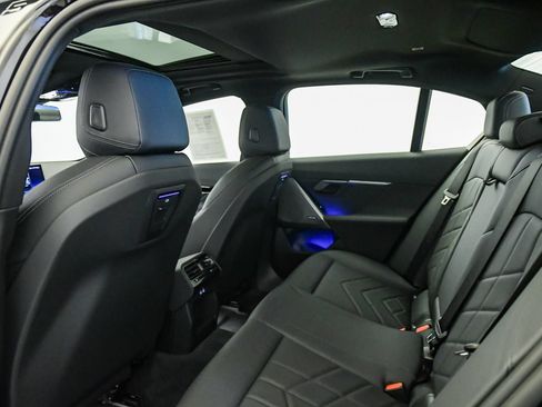 Used 2026 BMW 530i w/ M Sport Package RWD image 19
