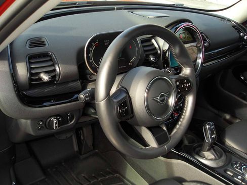 Used 2022 MINI Cooper Clubman S image 31