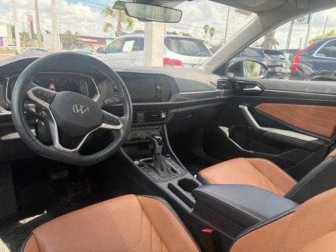 Used 2024 Volkswagen Jetta SEL FWD image 16