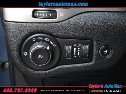 Used 2020 Jeep Cherokee Limited image 24