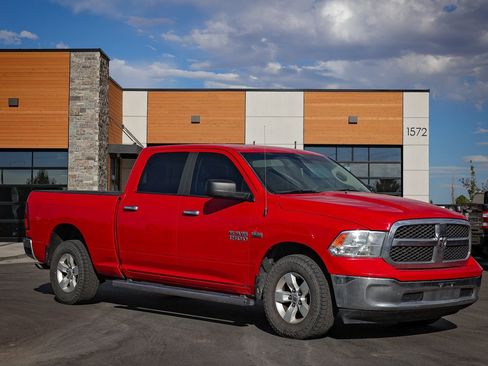 Used 2017 RAM 1500 Classic SLT image 1
