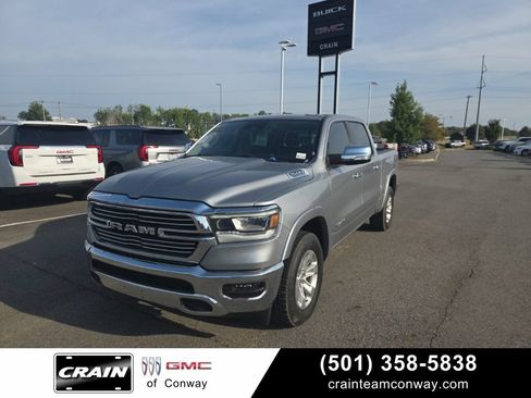 Used 2022 RAM 1500 Laramie AWD/4WD image 1