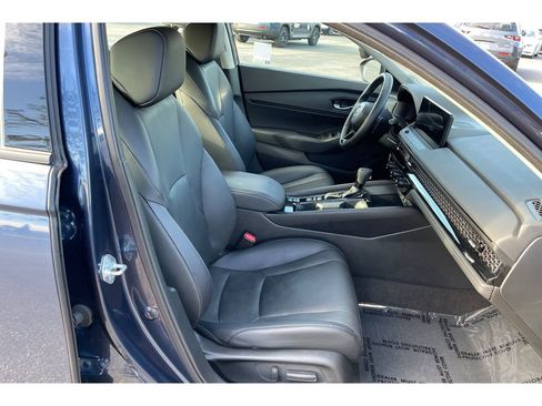 Certified 2025 Honda Accord EX-L image 18