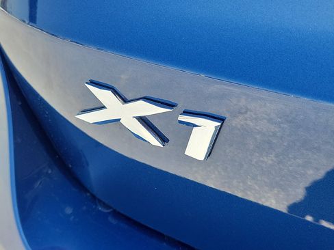 Used 2023 BMW X1 xDrive28i AWD/4WD image 7