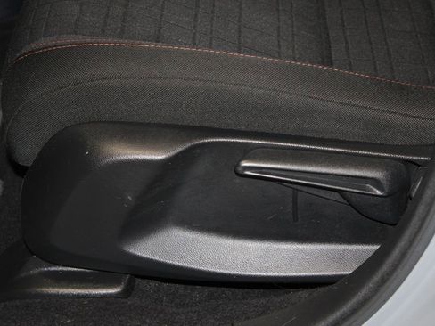 Used 2024 Honda HR-V Sport image 13