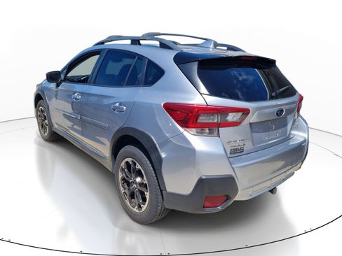 Used 2021 Subaru Crosstrek 2.0i Premium w/ Moonroof Package AWD/4WD image 7
