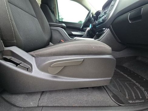 Used 2022 Chevrolet Colorado LT image 18