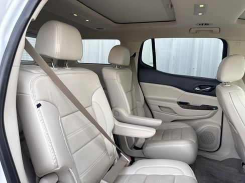 Used 2020 GMC Acadia Denali w/ Denali Ultimate Package image 44