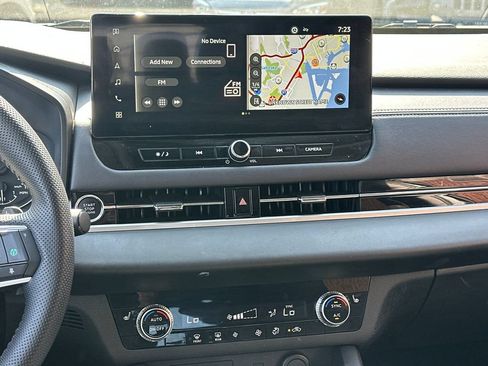 Used 2025 Mitsubishi Outlander SE FWD image 15