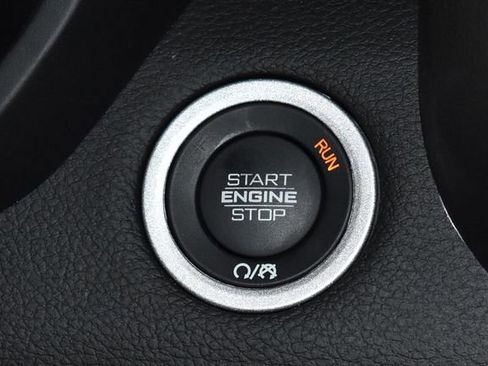 Used 2025 RAM 1500 Rebel image 26