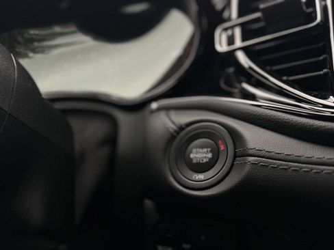 Used 2022 Dodge Durango GT image 23