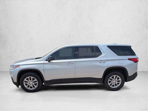 Used 2020 Chevrolet Traverse LS FWD image 8