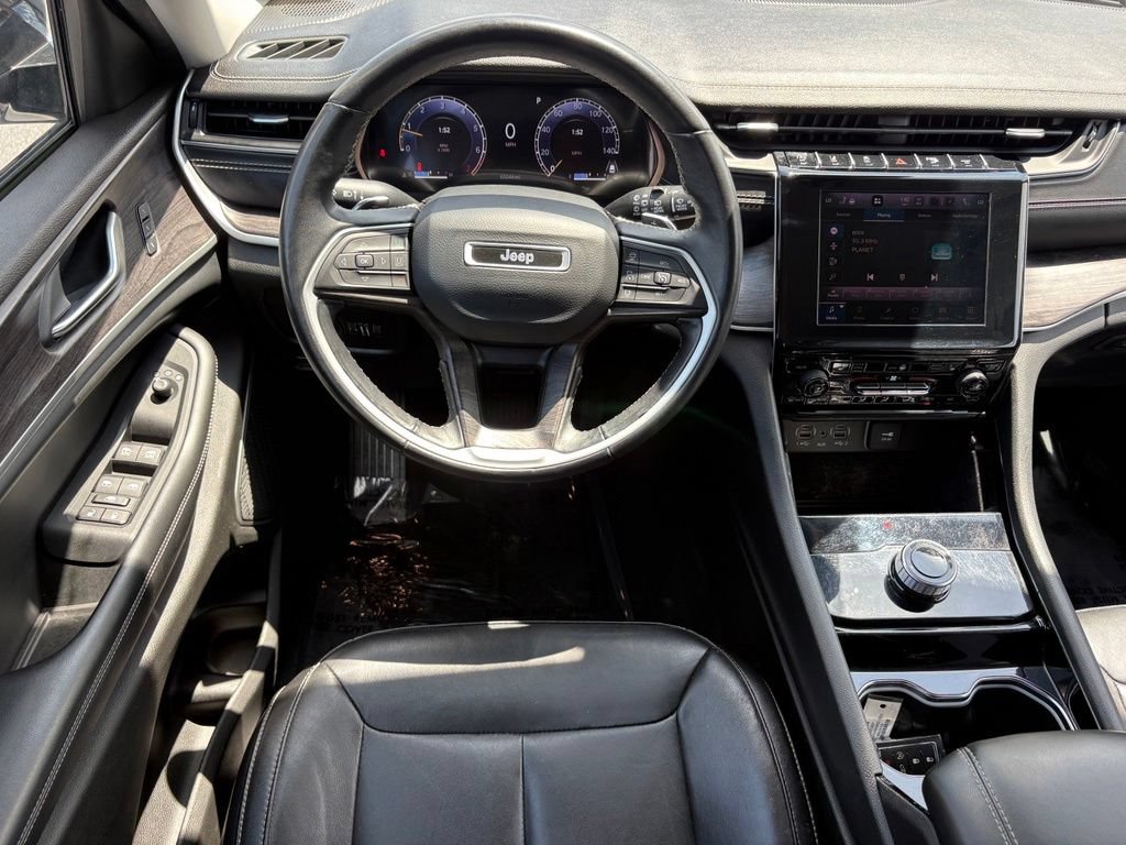 Used 2022 Jeep Grand Cherokee L Limited RWD image 18