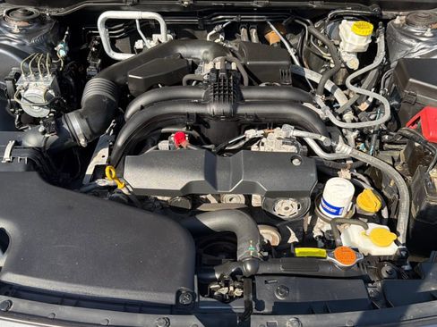 Used 2018 Subaru Outback 2.5i Premium image 21