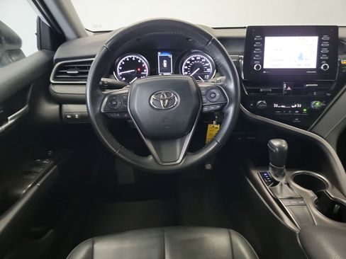 Used 2023 Toyota Camry SE FWD image 16