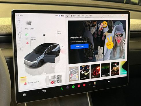 Used 2026 Tesla Model Y Long Range image 30