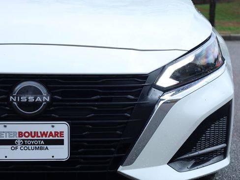 Used 2024 Nissan Altima 2.5 SV w/ SV Premium Package image 17